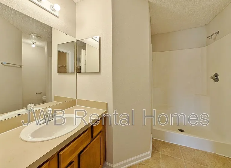 8402 McGirts Village Ln #7E — Photo 8