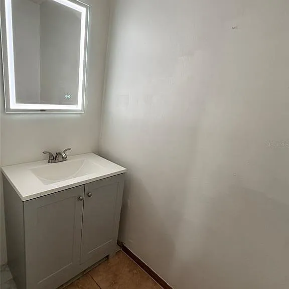 4113 S Semoran Blvd #14 — Photo 5