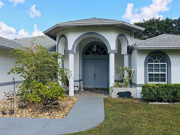 Sidewalk and front entrance