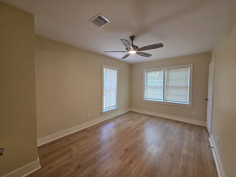 522 E Davilla Ave — Photo 12
