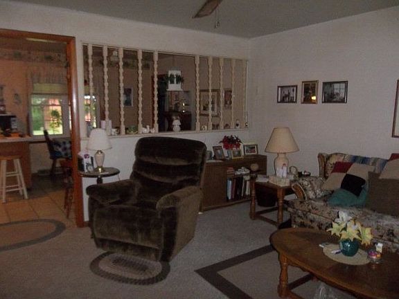 3rd image of 2312 Bluebird Dr