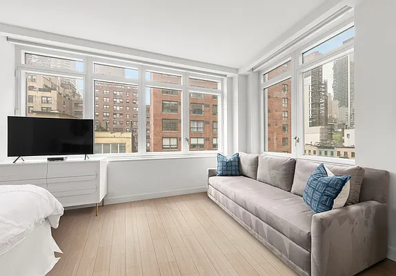 Rented by Michael A Kaufman, LREB | media 20