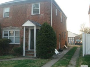 18240 Radnor Rd, Jamaica, NY 11432