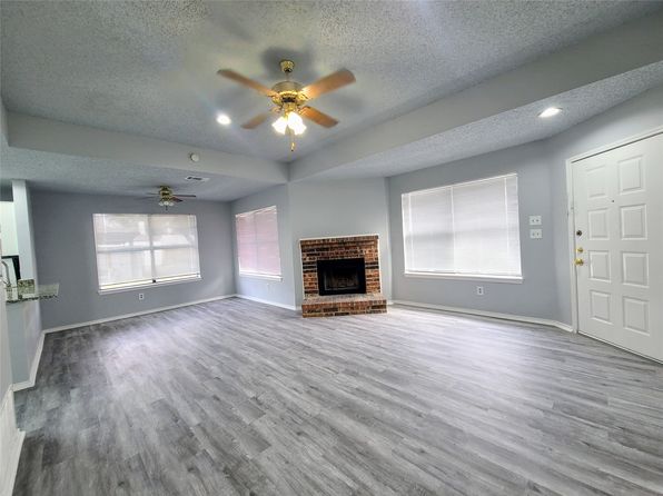 302 W Warrior Trl, Grand Prairie, TX 75052