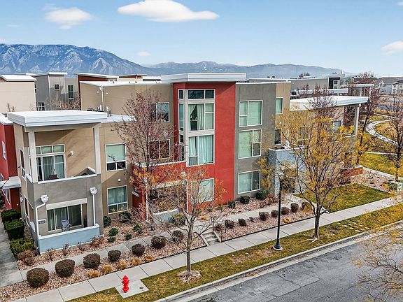 2nd image of 10367 S Oquirrh Rd W #108