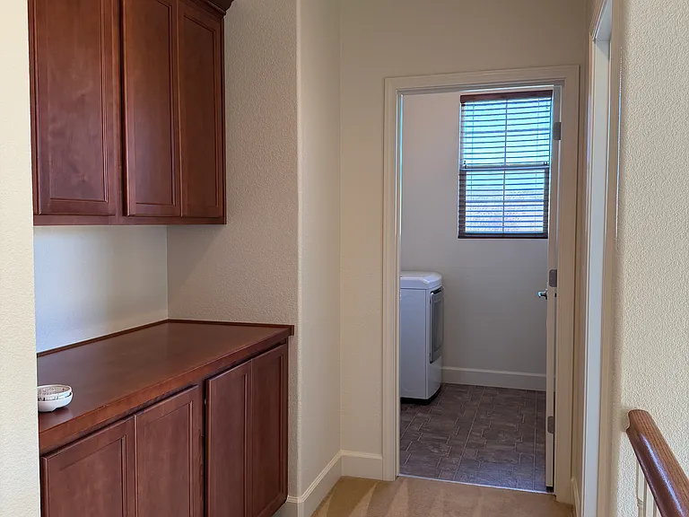 7179 Rutherford Dr — Photo 47