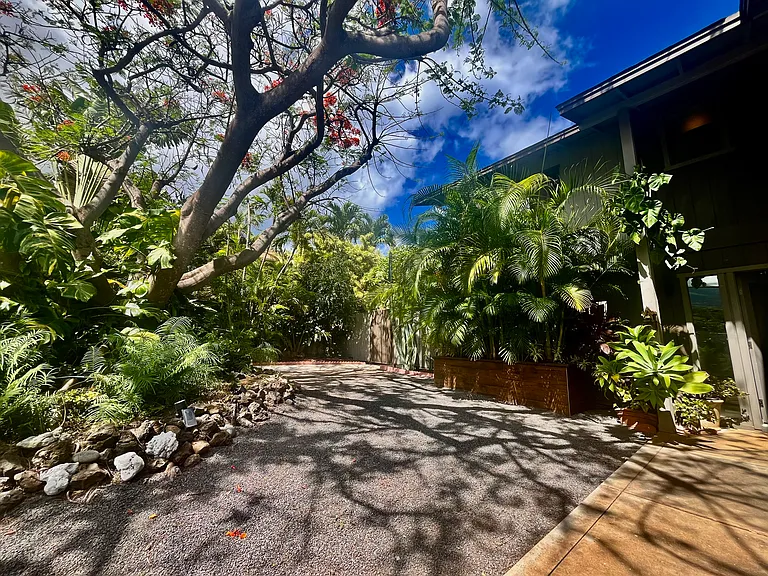 2824 Ohina St — Photo 22