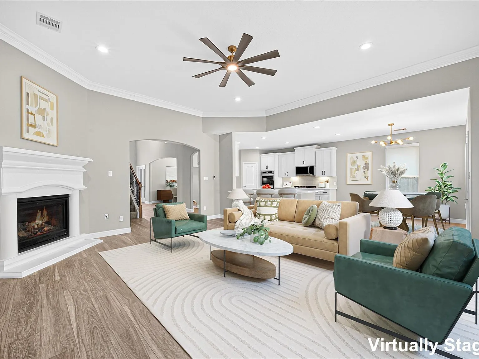 5 bed, 3.5 bath, 4025 sqft, $3,800 — Photo 4
