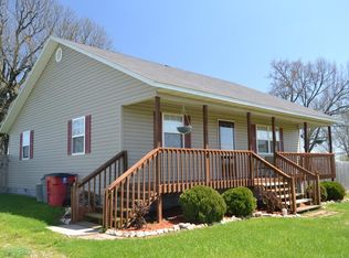 202 Summit St, Exeter, MO 65647
