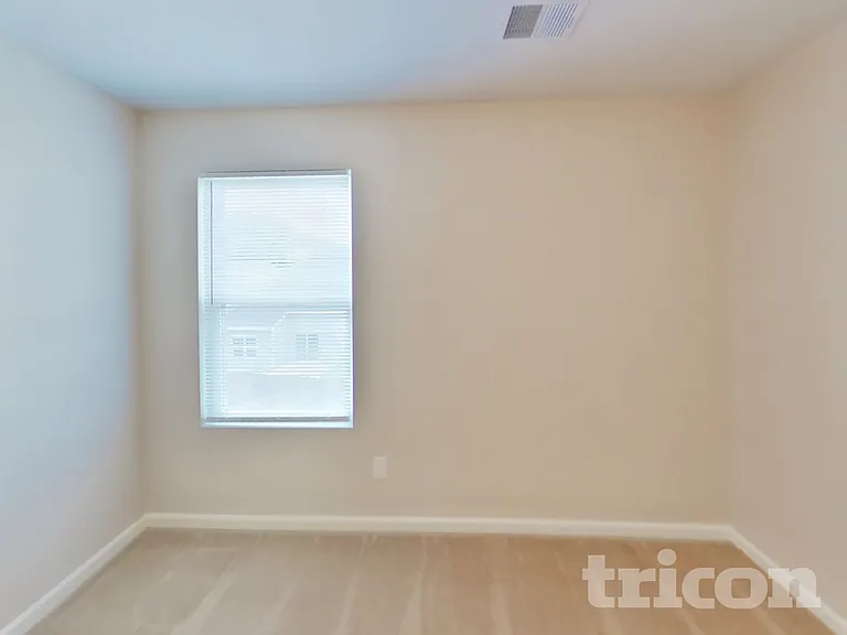 1430 Sandra Dr — Photo 14