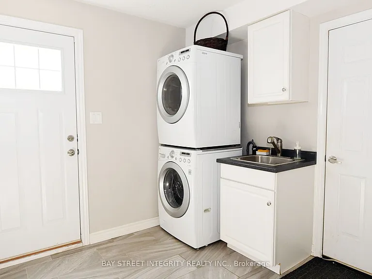 1213 Rosethorne Rd — Photo 15