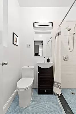 5th image of 338 W 19th St APT 1C