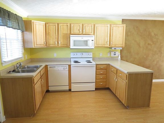 2nd image of 278 Beaverview Dr #Na
