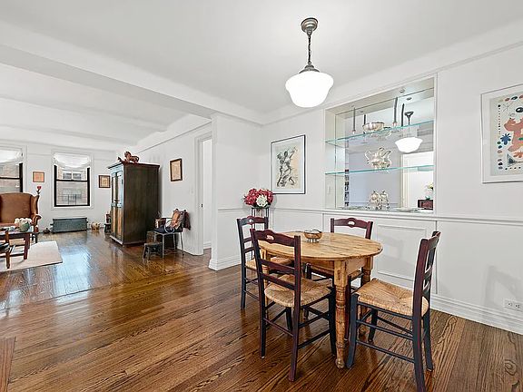 3rd image of 308 E 79th St APT 14A