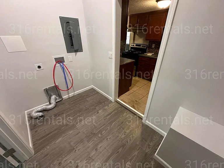 3352 N Park Pl — Photo 16