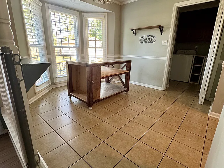 7562 Firethorn Dr — Photo 12