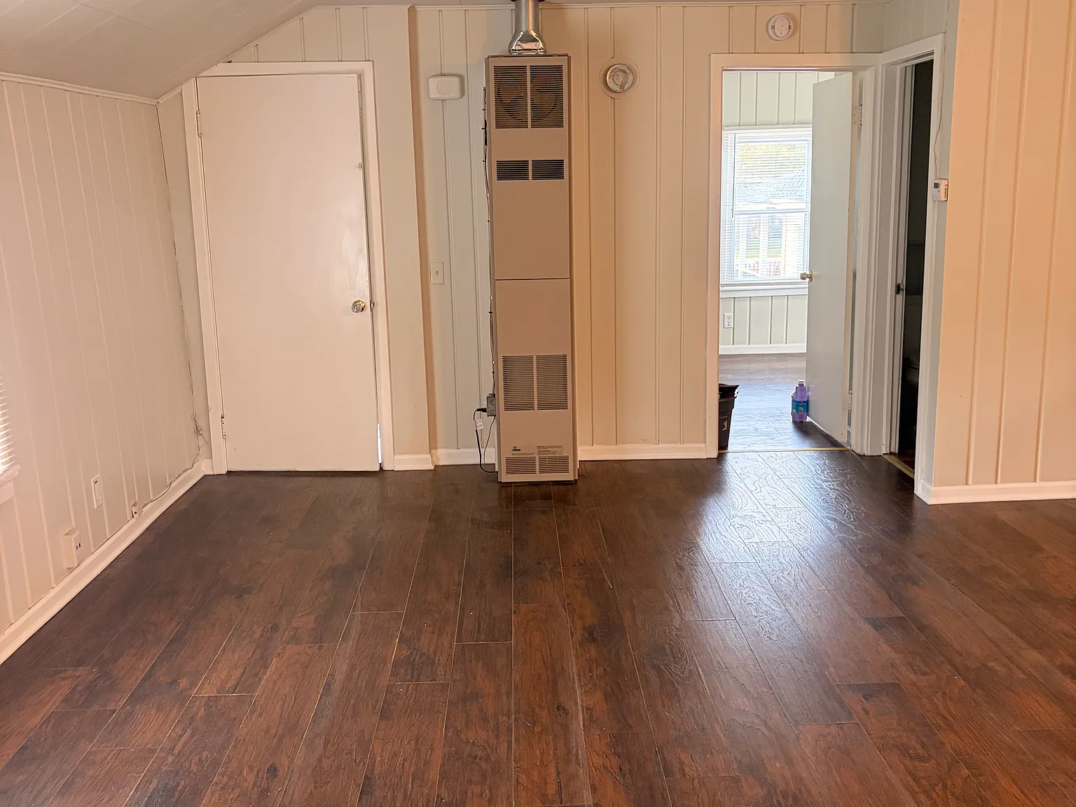 2 bed, 850 sqft, $1,000 — Photo 4