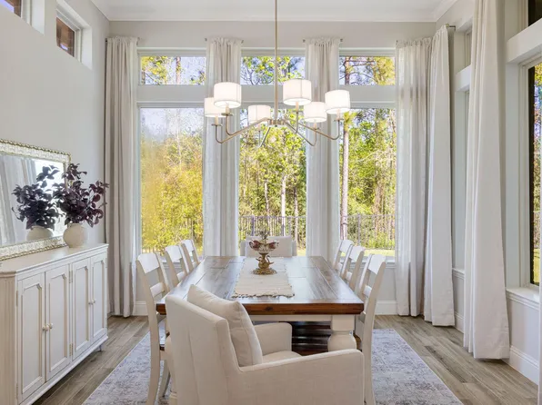 13103 Six Rivers Dr, Humble, TX 77346