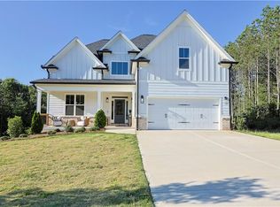 119 Dazzling Ct, Dallas, GA 30132