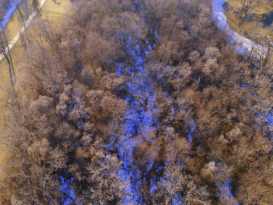 1st image of 2045 N Lincoln Lake Dr