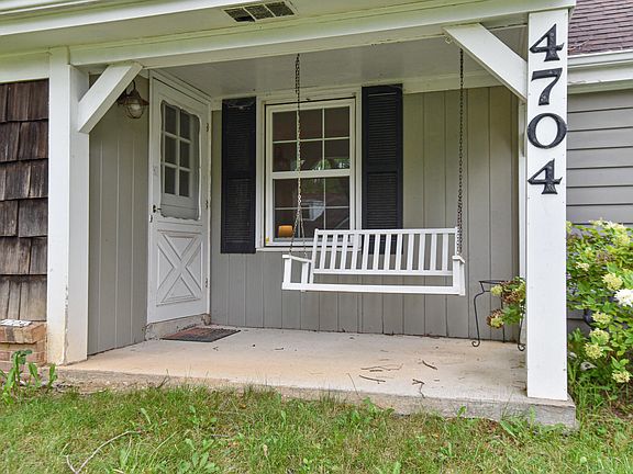 3rd image of 4704 N 106th St