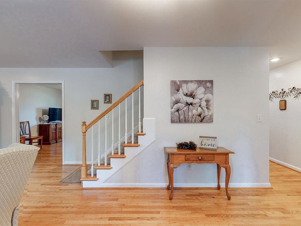 1st image of 1065 Crimson Creek Dr