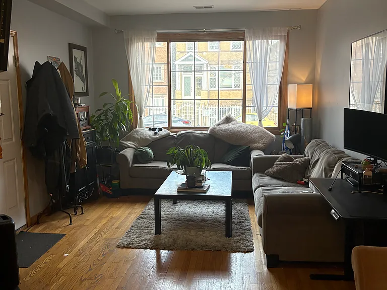 1410 N Bosworth Ave #1 — Photo 4