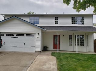 770 Hyacinth St, Independence, OR 97351