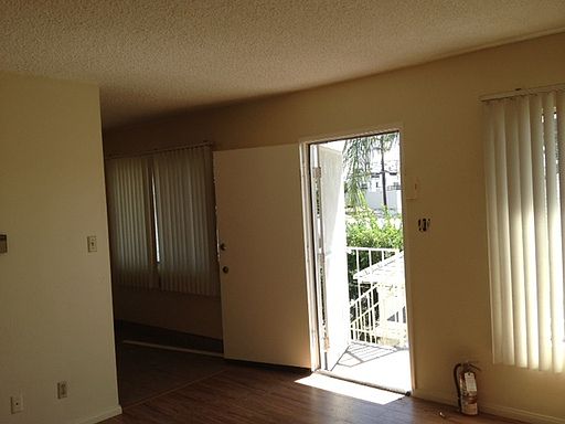 2nd image of 4316 S Western Ave APT 3