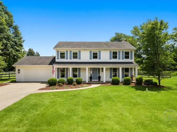 40W679 White Fence Way, St Charles, IL 60175