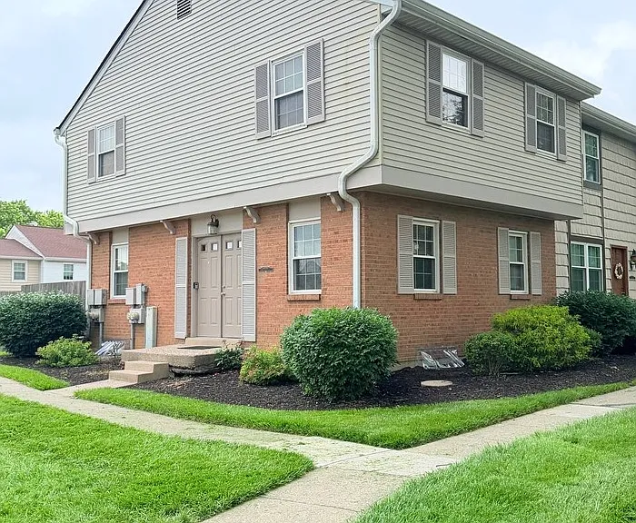 7609 Dover Ct #7609 — Photo 1