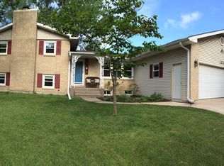 1211 S Fairview Rd, Columbia, MO 65203