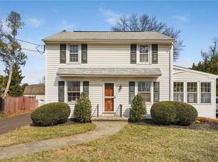 22 Home Rd, Hatboro, PA 19040