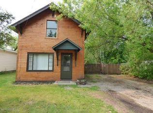 812 10th St NW, Bemidji, MN 56601