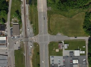 107 E Jackson Ave, Spring City, TN 37381