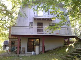 12220 Lovejoy Rd, Byron, MI 48418