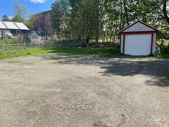 2nd image of 7 Wells Ave