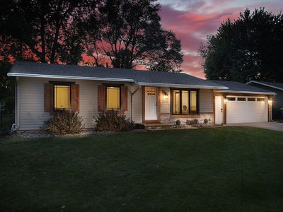 121 E 12th St, Pella, IA, 50219