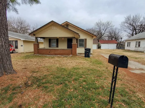 632 W Dewey St, Shawnee, OK 74801