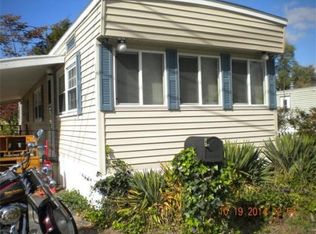 17 Abbey Ln, Taunton, MA 02780