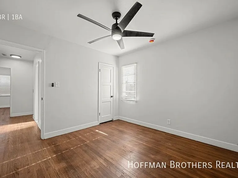 4320 Santa Rosalia Dr #A — Photo 10