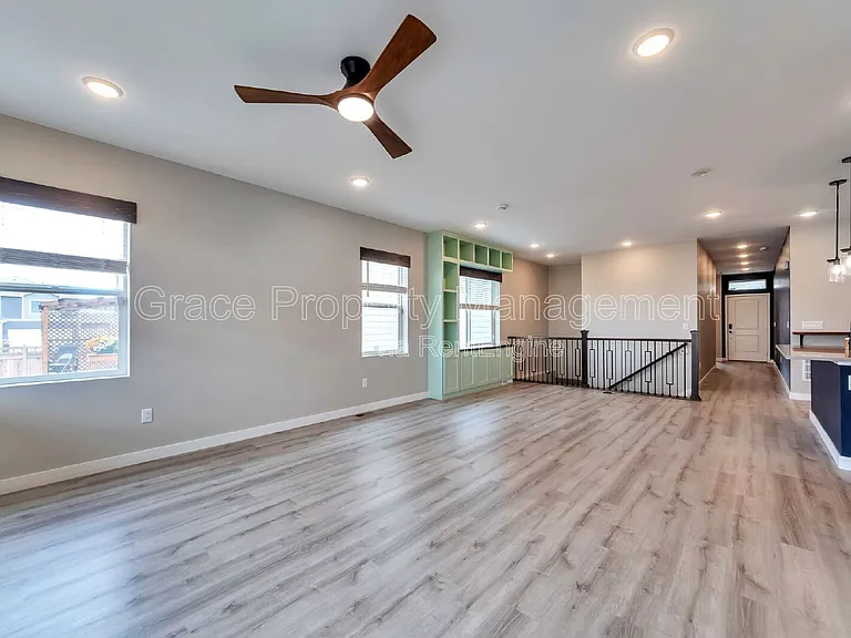 4751 Ambrose Pl — Photo 9