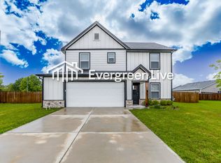 104 Burlington Dr, Mulvane, KS 67110