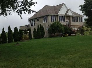 15550 Davis Dr, Addison, MI 49220