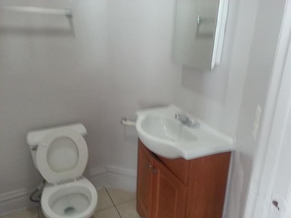 3rd image of 149 S Highland Ave