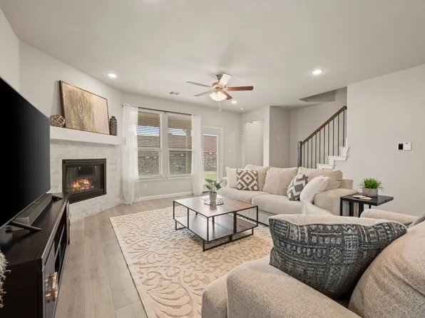 5312 Waterview Ct, Fort Worth, TX 76137