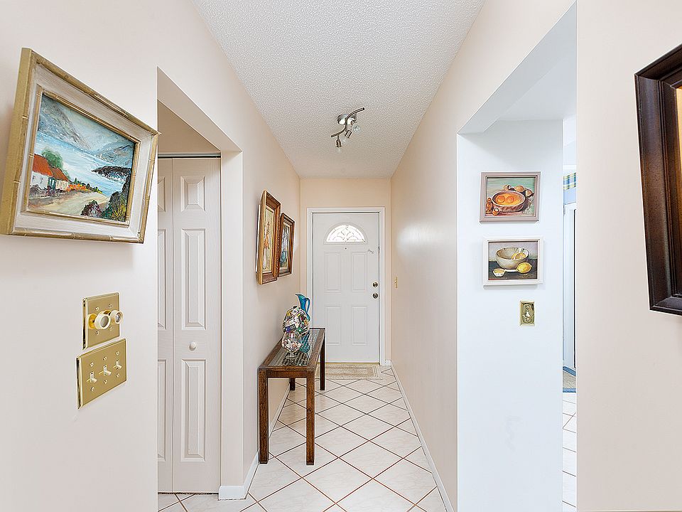 1st image of 2027 SW 15th Pl