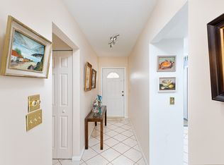 2027 SW 15th Pl, Deerfield Beach, FL 33442