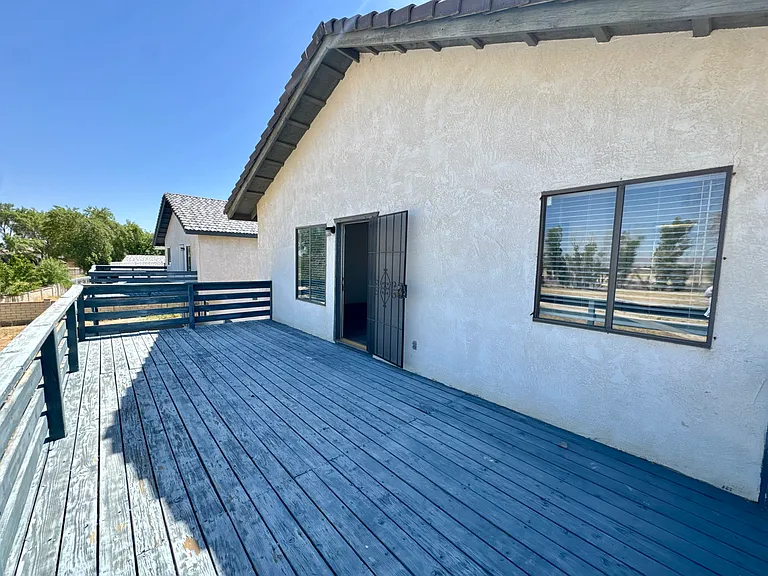 21235 Windsong St — Photo 27
