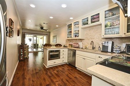 3rd image of 22661 Palm Ave Unit H